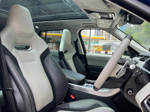 2021 Land Rover Range Rover SPORT SVR Carbon Edition - Image 12