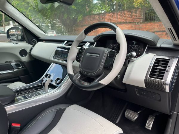 2021 Land Rover Range Rover SPORT SVR Carbon Edition - Image 13